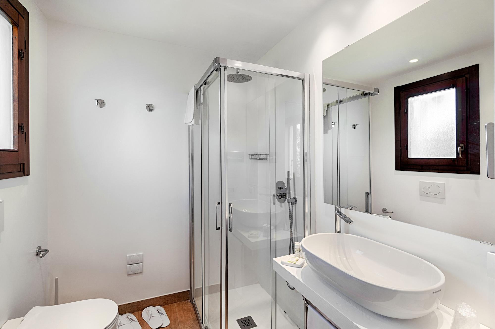 Mediterranea Hotel 3*